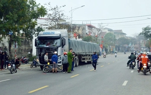 Vụ xe ô tô đâm vào đám đông trẻ em: Tài xế là cán bộ xã, khi lùi xe có nồng độ cồn trong người - Ảnh 6.