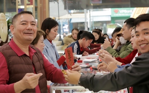 Người dân chỉ được bán, mua vàng miếng SJC tại đâu? - Ảnh 1.