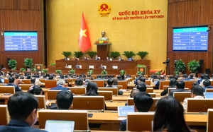Bộ Nội vụ thông tin về chế độ, chính sách cho cán bộ, công chức khi vận hành chính quyền địa phương hai cấp - Ảnh 2.