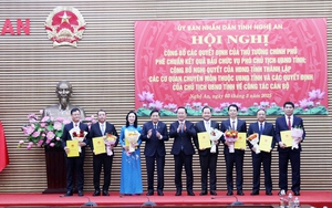 Thành lập Báo Lào Cai trên cơ sở hợp nhất Báo và Đài Phát thanh - Truyền hình tỉnh - Ảnh 2.