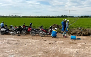 Sập đổ bể xây nuôi cá làm 2 mẹ con tử vong ở Lào Cai - Ảnh 6.
