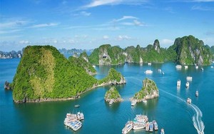 Quảng Ninh đón khoảng 165.000 lượt khách du lịch trong ngày đầu tiên kỳ nghỉ lễ - Ảnh 7.