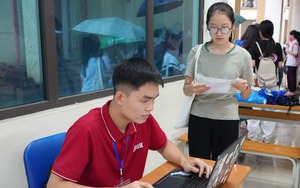 Đề thi môn Ngữ văn (chuyên) vào lớp 10 Trường chuyên Khoa học Xã hội và Nhân văn - Ảnh 3.