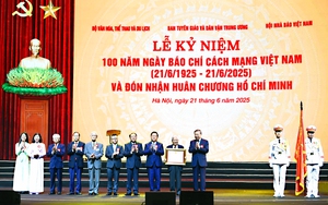 Thủ tướng: Báo chí Cách mạng có vai trò đặc biệt quan trọng trong hành trình vươn mình của dân tộc - Ảnh 3.