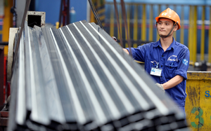 Chưa chốt phương án tăng lương tối thiểu vùng - Ảnh 2.