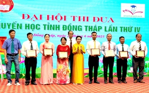 Chủ tịch nước Lương Cường gặp mặt đại biểu khuyến học tiêu biểu toàn quốc - Ảnh 8.
