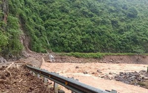 Bộ Giáo dục và Đào tạo: Không tổ chức sinh hoạt hè tại các nơi có nguy cơ sạt lở đất, lũ, ngập úng - Ảnh 3.