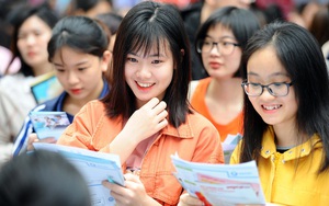 Trường Đại học Ngoại ngữ tổ chức tọa đàm chia sẻ kinh nghiệm, phương pháp dạy phát triển kỹ năng nghe - Ảnh 3.