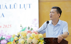 Công an, Bộ đội Biên phòng Nghệ An nỗ lực dọn bùn lầy trong trường học - Ảnh 17.