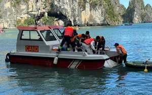 Đại lễ cầu siêu tưởng niệm 39 nạn nhân vụ lật tàu du lịch trên Vịnh Hạ Long - Ảnh 5.