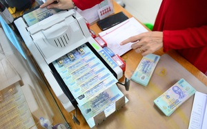 Ngân hàng triển khai nhiều ưu đãi cho khách hàng dịp cuối năm - Ảnh 7.