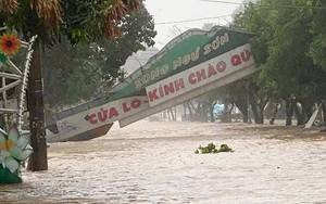 Bão số 5 sắp suy yếu, nhưng người dân không được chủ quan - Ảnh 1.