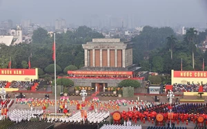 Khởi tố hiệu trưởng Trường Cao đẳng Du lịch H&agrave; Nội chi sai tiền bồi dưỡng A80 của sinh vi&ecirc;n - Ảnh 4.