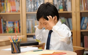 Kín lịch học chính khóa, học sinh lại "gồng mình" học thêm? - Ảnh 2.