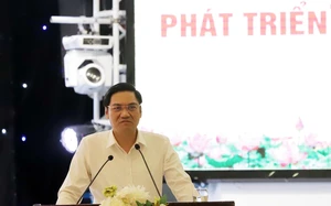 Viettel Nghệ An thông tin mạng bị ảnh hưởng sau bão số 10 hoành hành - Ảnh 4.