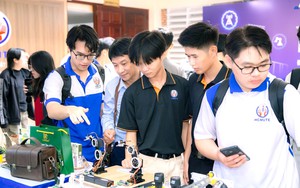 Đại học Kinh tế Th&agrave;nh phố Hồ Ch&iacute; Minh triển khai 3 chương tr&igrave;nh học bổng trao đổi quốc tế - Ảnh 2.