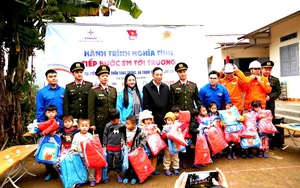 H&igrave;nh ảnh ghi dấu ấn đậm n&eacute;t của khuyến học L&agrave;o Cai năm 2025 - Ảnh 9.