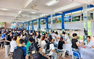 Th&agrave;nh phố Hồ Ch&iacute; Minh vượt mốc 6 triệu lượt kh&aacute;m sức khỏe - Ảnh 2.