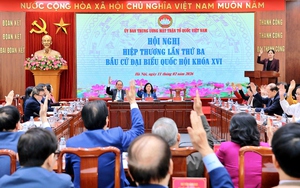 Nghị quyết c&ocirc;ng bố danh s&aacute;ch ch&iacute;nh thức những người ứng cử đại biểu Quốc hội Kho&aacute; XVI - Ảnh 2.