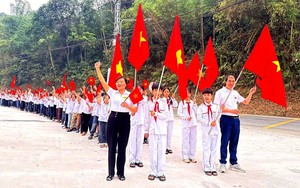 L&atilde;nh đạo phường L&agrave;o Cai diễu h&agrave;nh cổ động tuy&ecirc;n truyền bầu cử  - Ảnh 8.