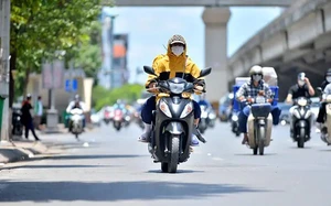 Nắng n&oacute;ng lan rộng c&aacute;c tỉnh th&agrave;nh, c&oacute; nơi l&ecirc;n 40 độ C - Ảnh 2.