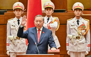 Tổng B&iacute; thư, Chủ tịch nước T&ocirc; L&acirc;m d&acirc;ng hương tưởng niệm c&aacute;c vua H&ugrave;ng - Ảnh 2.