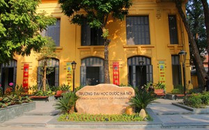 Mức học ph&iacute; dự kiến cho kh&oacute;a tuyển sinh năm 2026 của Trường Đại học Kinh tế - Ảnh 2.