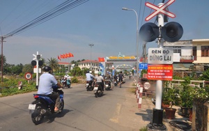 Ngồi t&agrave;u giờ kh&aacute;c trước: Qu&eacute;t m&atilde; gọi đặc sản, tự động xếp chỗ ngồi - Ảnh 2.