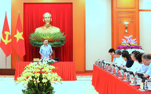 Thư của Tổng B&iacute; thư, Chủ tịch nước gửi nh&acirc;n kỷ niệm 25 năm "Ng&agrave;y Gia đ&igrave;nh Việt Nam"  - Ảnh 2.