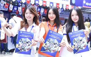 Chọn nguyện vọng v&agrave;o đại học 2026: Kh&ocirc;ng để điểm chuẩn dự b&aacute;o giới hạn đam m&ecirc; - Ảnh 4.