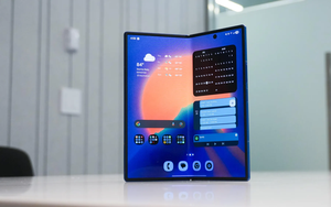 "Đột nhập" ph&ograve;ng th&iacute; nghiệm m&agrave;n h&igrave;nh của Samsung: Nơi những chiếc Galaxy Z phải chịu đựng 500.000 lần gập - Ảnh 9.