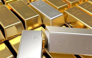 Gi&aacute; v&agrave;ng bật tăng gần 1 triệu, ch&ecirc;nh lệch mua - b&aacute;n 3 triệu đồng mỗi lượng - Ảnh 2.