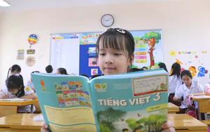 Nh&agrave; xuất bản Gi&aacute;o dục Việt Nam l&yacute; giải nguy&ecirc;n nh&acirc;n  "sốt" s&aacute;ch gi&aacute;o khoa ở Th&agrave;nh phố Hồ Ch&iacute; Minh - Ảnh 2.