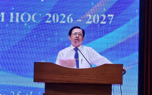 Ch&aacute;nh văn ph&ograve;ng Sở Gi&aacute;o dục v&agrave; Đ&agrave;o tạo Th&agrave;nh phố Hồ Ch&iacute; Minh, l&agrave;m Hiệu trưởng Trường THPT chuy&ecirc;n L&ecirc; Hồng Phong - Ảnh 4.