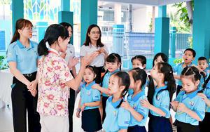 S&aacute;p nhập trường học: Kh&ocirc;ng chỉ l&agrave; b&agrave;i to&aacute;n tinh gọn bộ m&aacute;y - Ảnh 6.