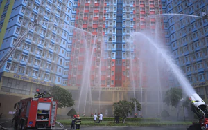 Trao 1,735 tỷ đồng học bổng cho học vi&ecirc;n Đại học Quốc gia Th&agrave;nh phố Hồ Ch&iacute; Minh lĩnh vực b&aacute;n dẫn, vi mạch - Ảnh 5.