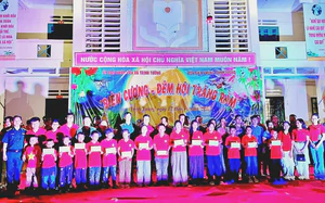 &ldquo;Bi&ecirc;n cương đ&ecirc;m hội trăng rằm&rdquo; ở L&agrave;o Cai - Ảnh 14.