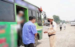 Một tuần, hơn 2.000 trường hợp vi phạm an to&agrave;n giao th&ocirc;ng tr&ecirc;n Quốc lộ 1A bị xử l&yacute; - Ảnh 9.