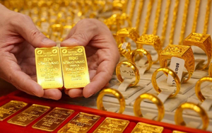 Gi&aacute; v&agrave;ng bạc ng&agrave;y 23/9 c&ugrave;ng tăng mạnh- Ảnh 2.