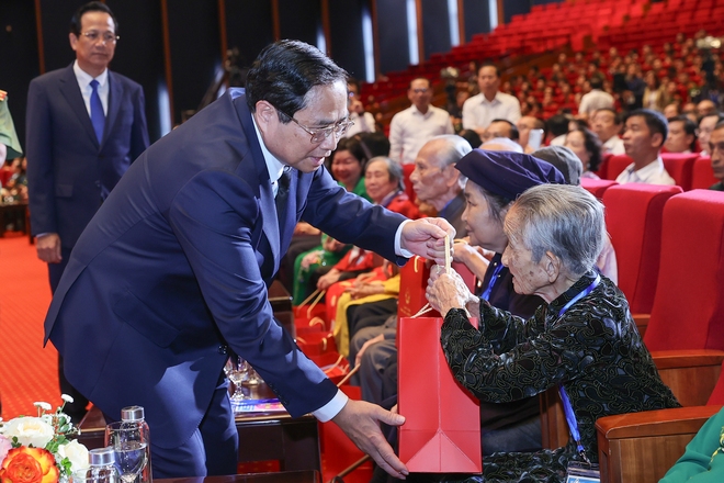 Thủ tướng Phạm Minh Chính: Cùng tri ân hàng triệu người có công với cách mạng qua các thời kỳ- Ảnh 3.