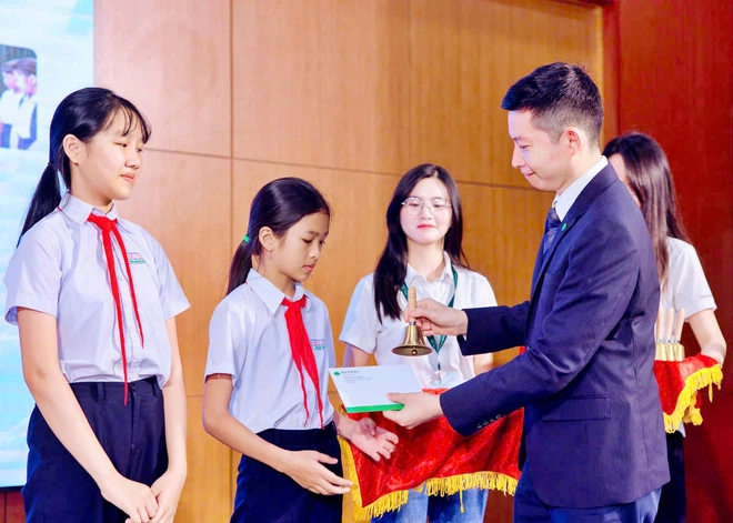 Khuyến học Đà Nẵng nối dài nhịp cầu nhân ái - Ảnh 2.