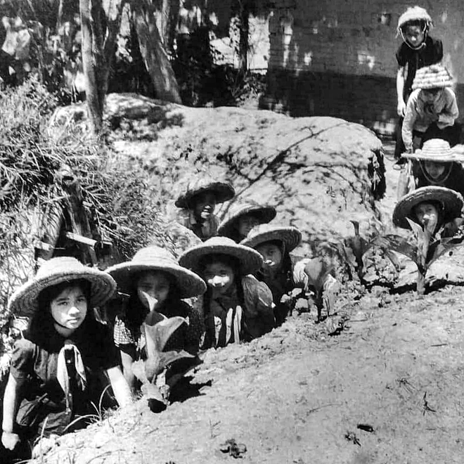 Trường THCS Dịch Vọng đón nhận Huân chương Lao động hạng Ba với 70 năm hành trình vun đắp tri thức - Ảnh 3.