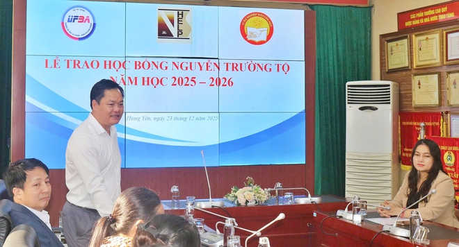 Quỹ Khuyến học Việt Nam c&ugrave;ng nh&agrave; t&agrave;i trợ trao học bổng Nguyễn Trường Tộ - Ảnh 8.