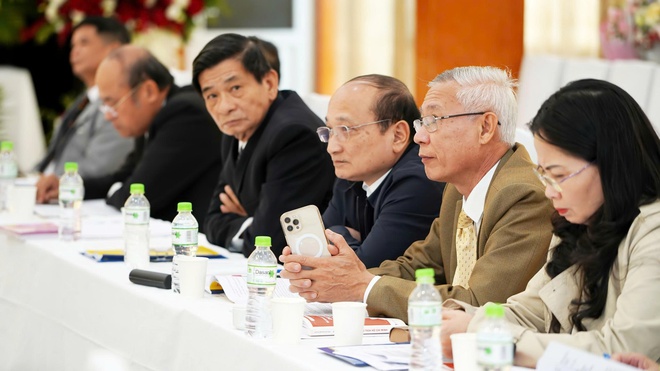 Hội nghị Ban Chấp h&agrave;nh Hội Khuyến học Việt Nam lần thứ 6, kh&oacute;a VI nhiệm kỳ 2021-2026 - Ảnh 5.