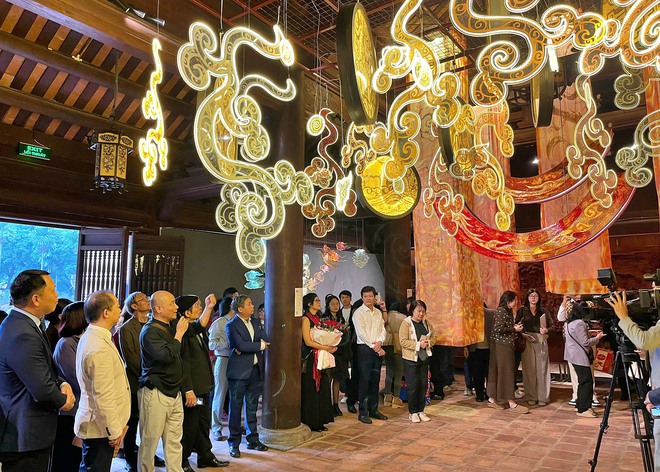 Triển l&atilde;m nghệ thuật "Đạo học ng&agrave;n năm" - Ảnh 4.