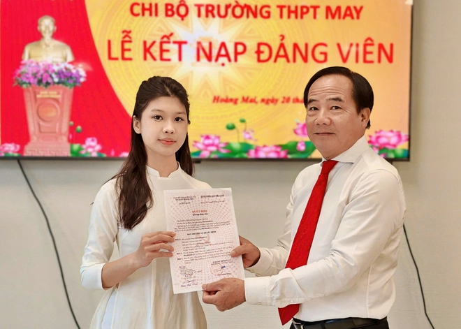 Trường Trung học phổ thông MAY kết nạp đảng viên mới - Ảnh 4.