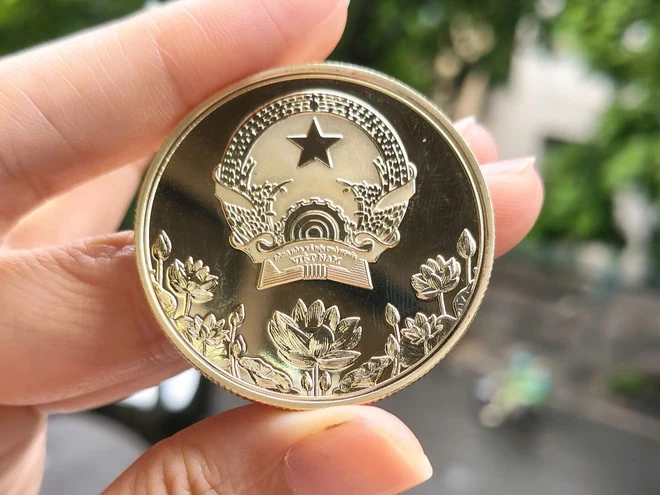 Ra mắt hộp xu "Tự hào Việt Nam" - sản phẩm lưu niệm đặc biệt mừng Quốc khánh 2/9 - Ảnh 3.