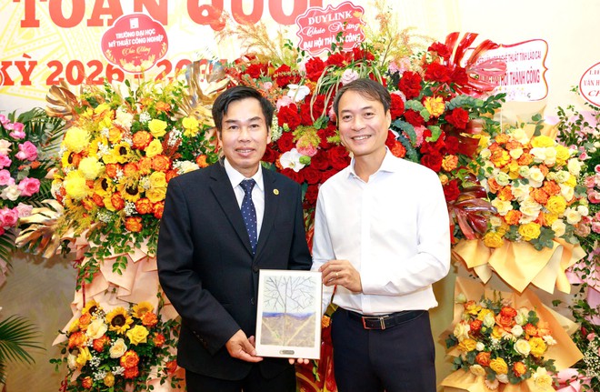 Hội Mỹ thuật Việt Nam đổi mới để ph&aacute;t triển - Ảnh 3.