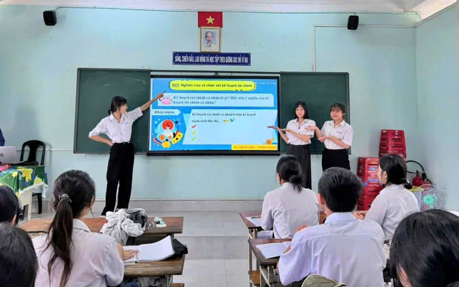 Gi&aacute;o dục t&agrave;i ch&iacute;nh th&ocirc;ng minh cho học sinh từ nếp nh&agrave; đến trường học - Ảnh 2.