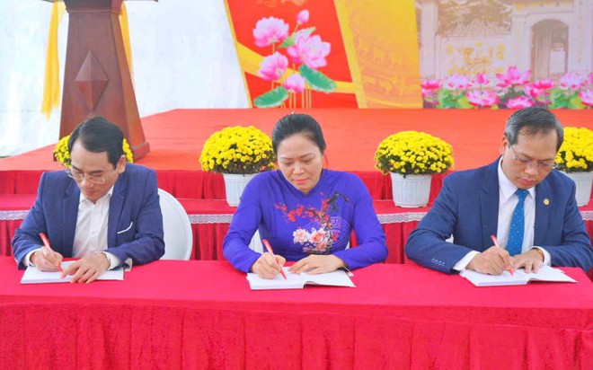 Khai b&uacute;t đầu Xu&acirc;n lan tỏa truyền thống hiếu học v&agrave; phong tr&agrave;o chuyển đổi số - Ảnh 7.